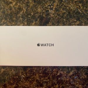 M/L Apple Watch band that is so gorgeous because it is so simple!